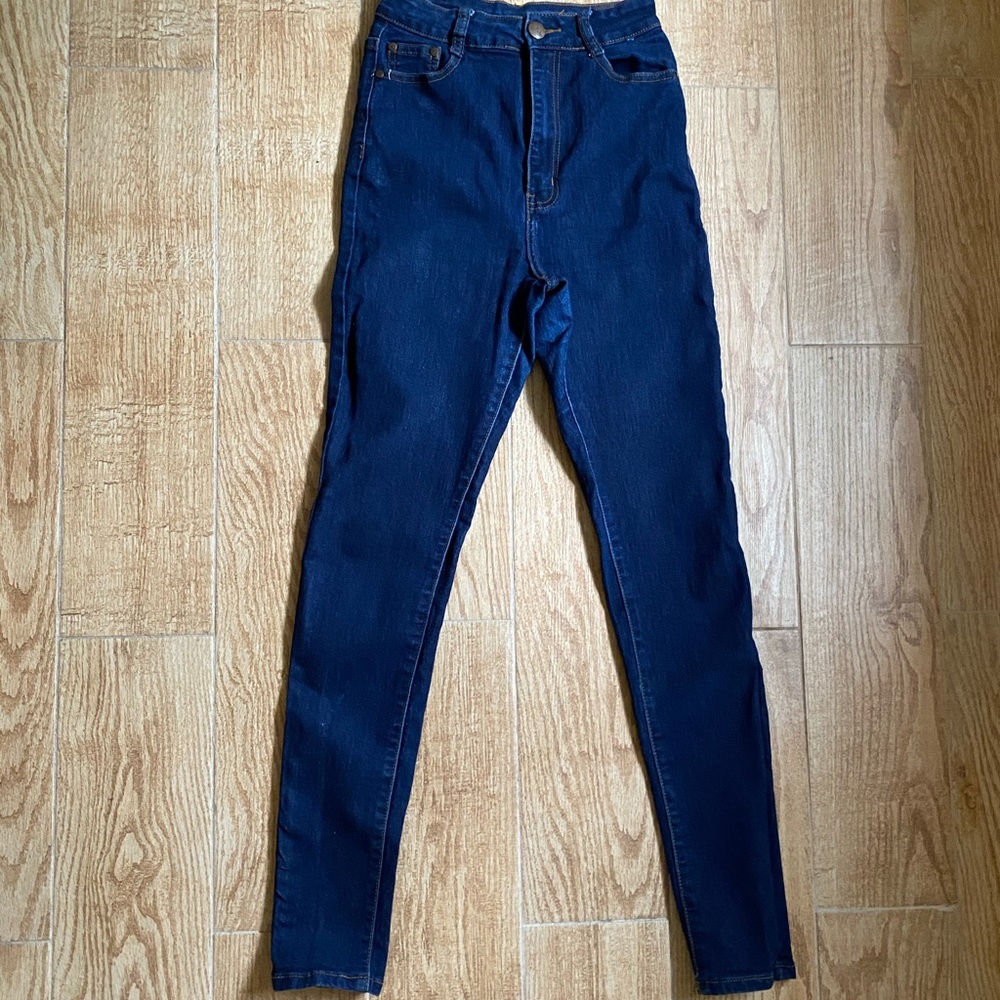 Dark Wash High Waisted Jeans - Picture 2 of 6